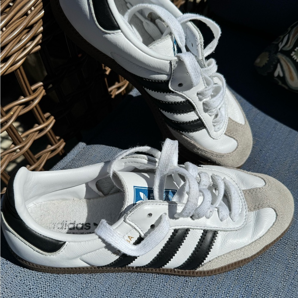 SOLD adidas White Low-Top Leather Sneaker